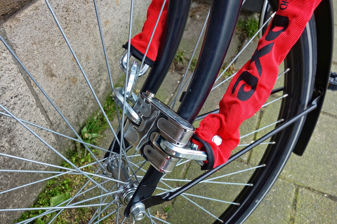 lock, bicycle lock, wheel