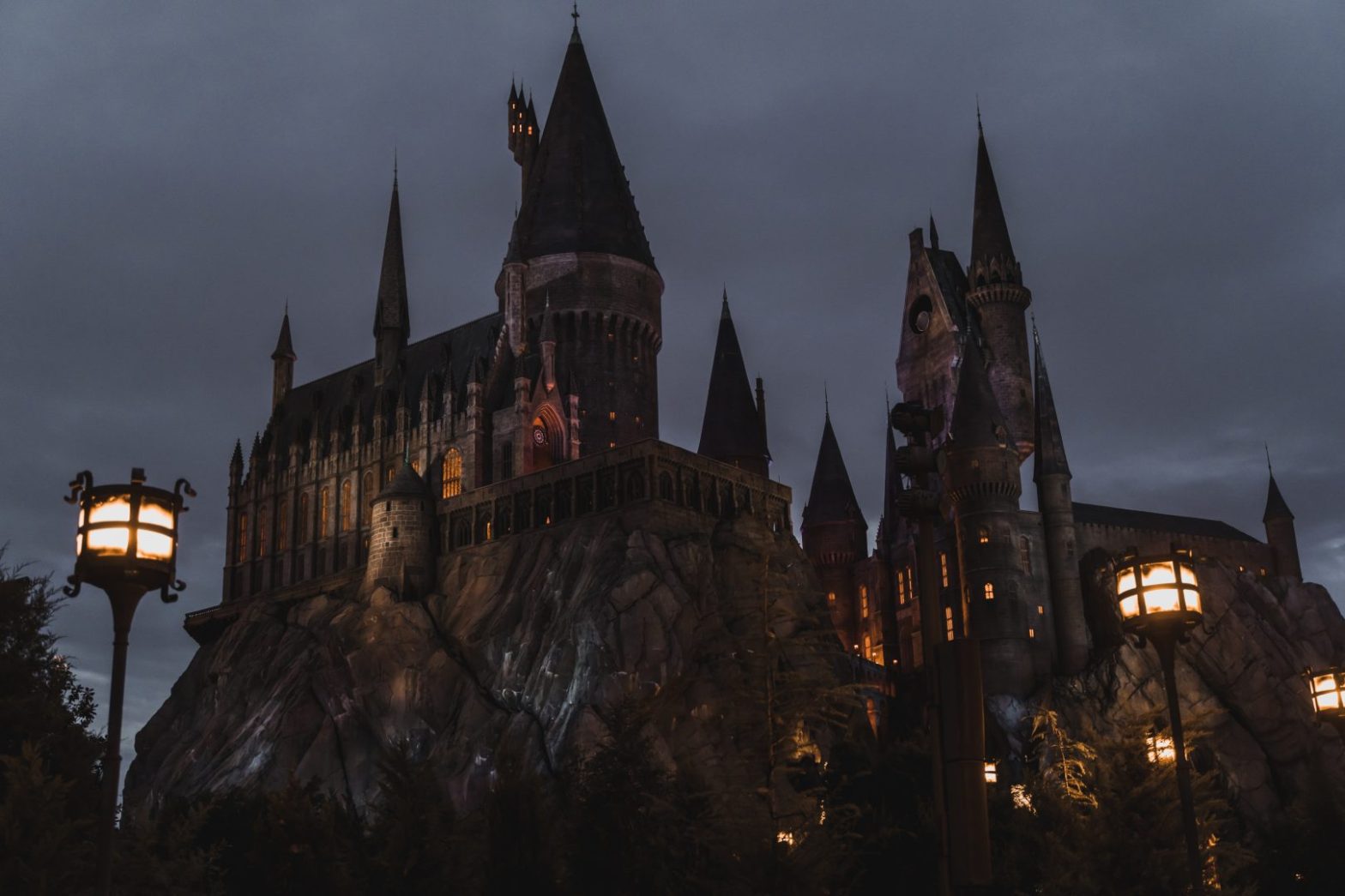 Hogwarts, Harry Potter, HBO, Life Radio