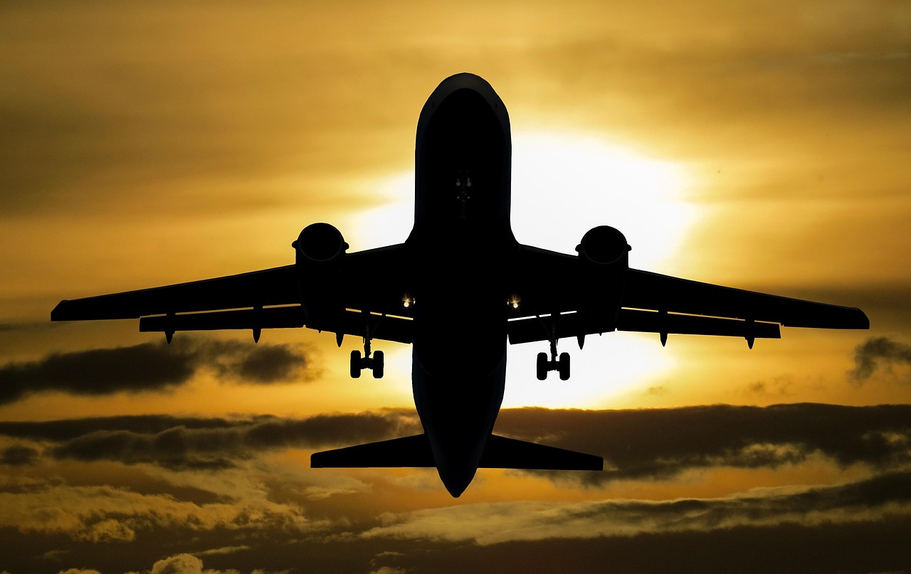 aircraft, sunset, silhouette, clouds, sky, nature, dusk, twilight, airplane, flight, flying, flying plane, transportation, passenger plane, backlighting, plane silhouette
