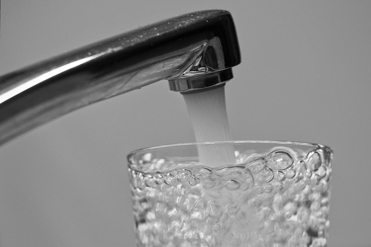 water, faucet, tap water, gush, water tap, thirst, drinking water, drink