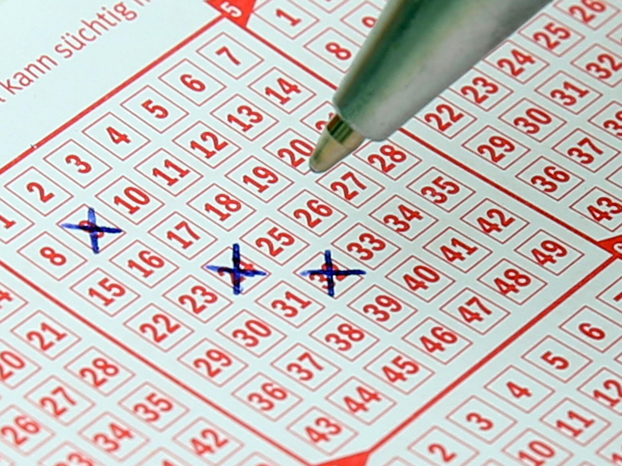lotto, lottery ticket, seem, profit, pay, gambling, win, hope, millionaire, wrong way, way out, game, addicted to gambling, seeks, gambling addiction, ballpoint pen, writing implement, note, lotto, lotto, lotto, lotto, lotto, lottery ticket, lottery ticket